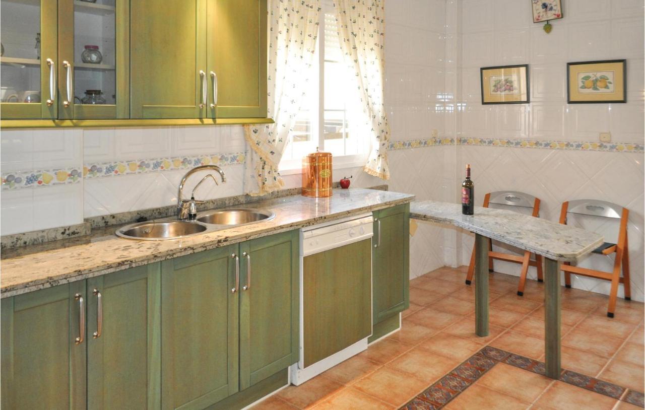 Cozy Home In Olivares With Outdoor Swimming Pool Εξωτερικό φωτογραφία