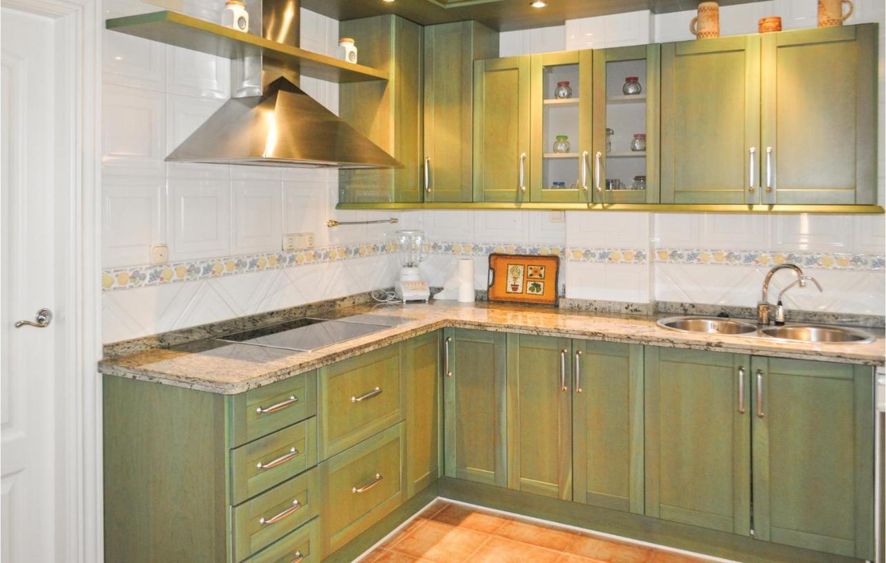 Cozy Home In Olivares With Outdoor Swimming Pool Εξωτερικό φωτογραφία